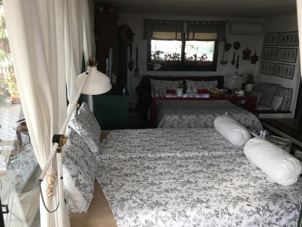 Ferienwohnung Terrazza Pavone Aci Castello Exterior foto